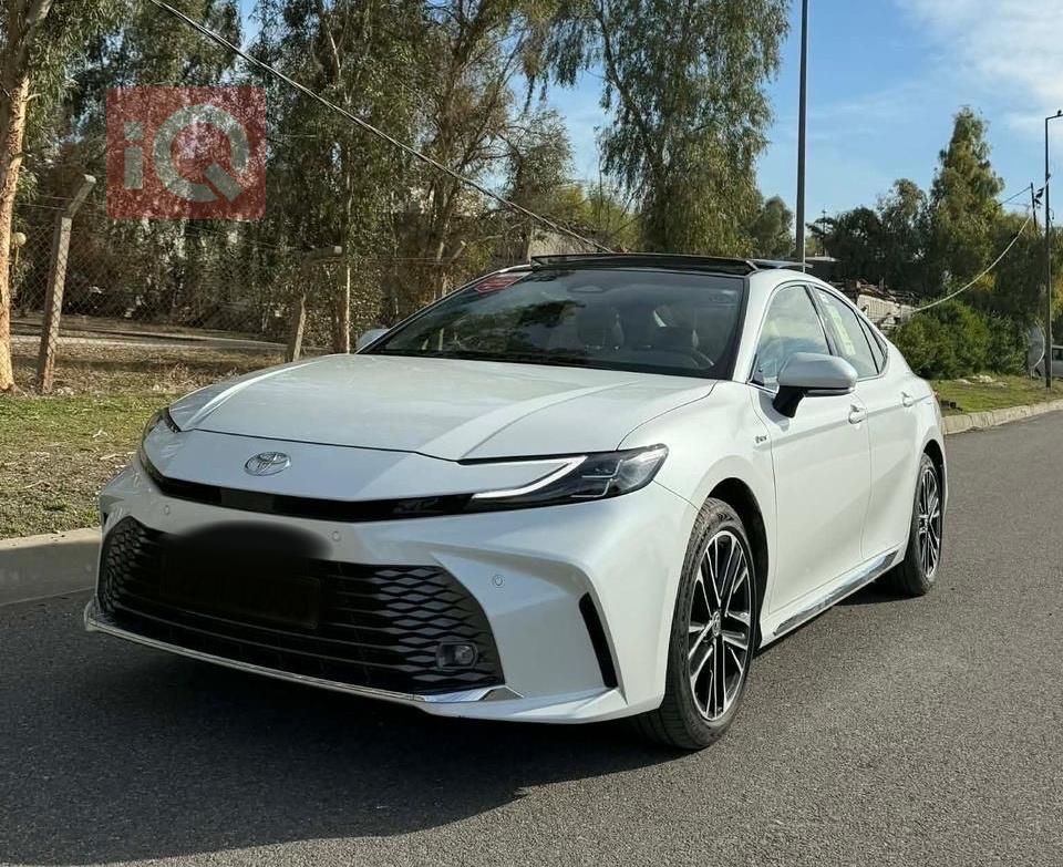 تۆیۆتا کامری